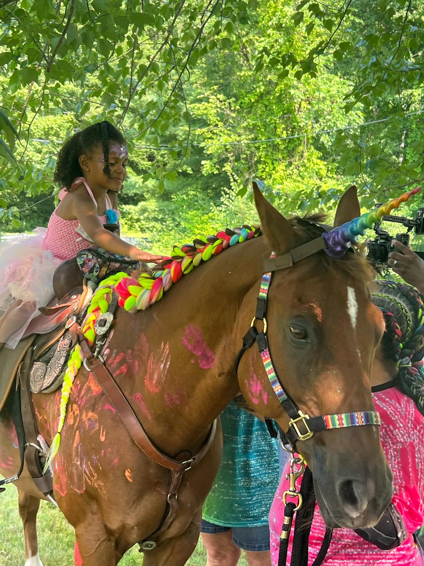 Book Gabby’s Unicorn Braid Bar